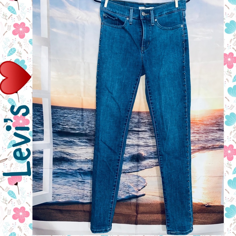 Levi’s Embellished Shaping Skinny Jeans